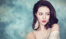 钟楚曦爆料男友视频,甜蜜瞬间引网友热议